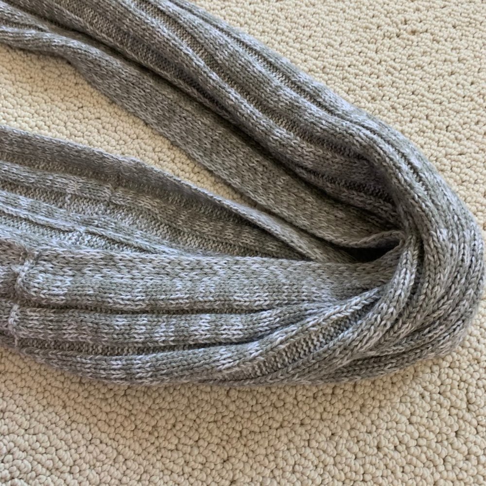 Infinity scarf - Picture 3 of 3